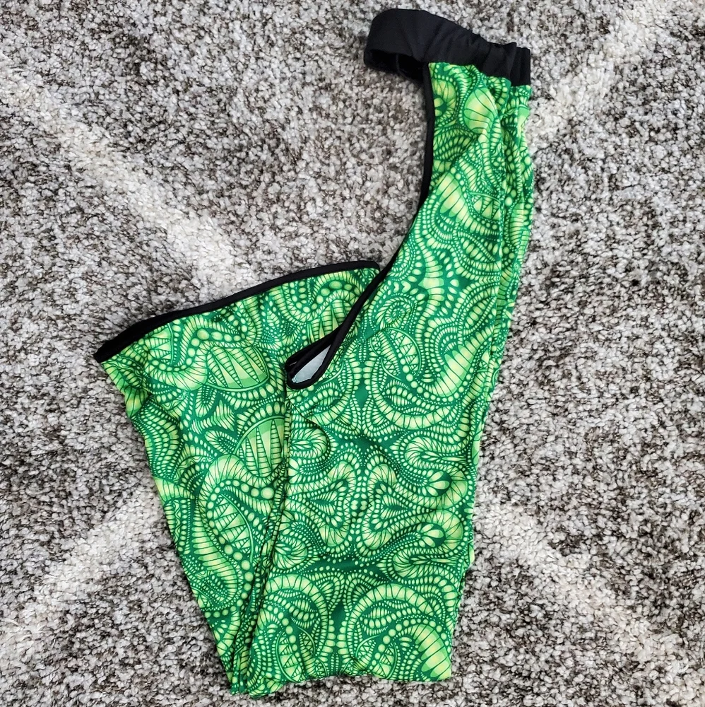 🚫SOLD🚫 BRAND NEW green inferno rave chaps - Picture 4 of 5